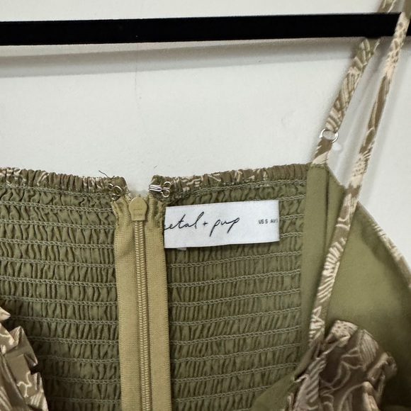 Petal & Pup Ashton Midi Dress Small - Picture 3 of 8